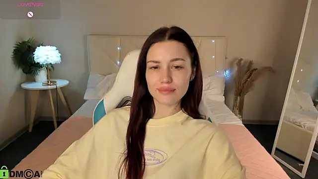 Aria_Mila webcam