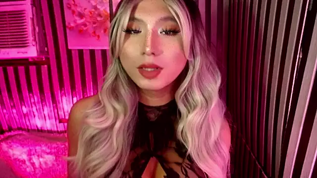 horescocklucy (T young) - RIDE ON MY HORSECOCK DICK.