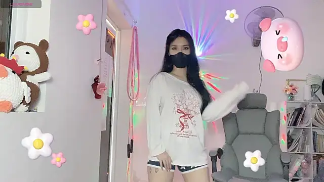 Tieu-May webcam