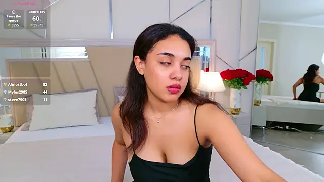 Luna_Cortier webcam