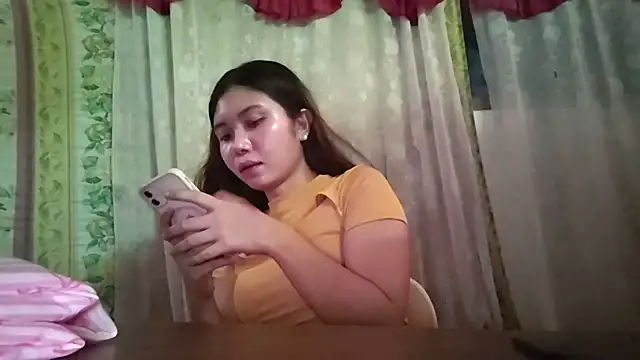 RegenaKhanponaphan webcam