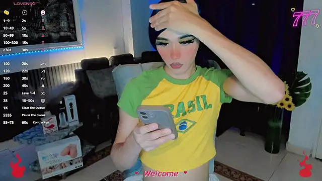 Baby_Aliz webcam