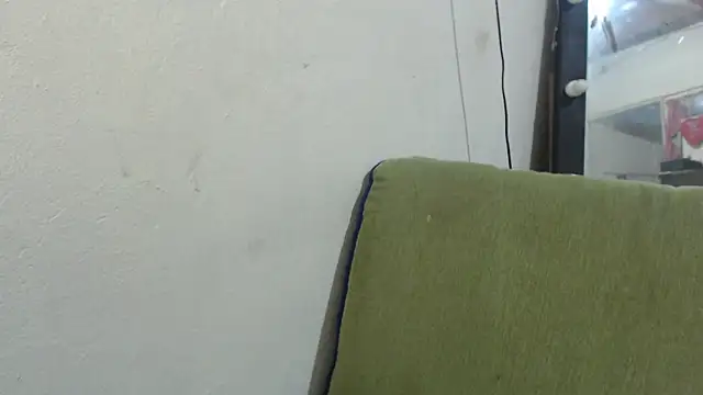 skinny_sweet2411 webcam