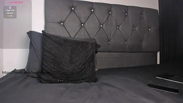 noah_johes webcam