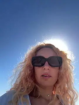 Reddgiirl webcam