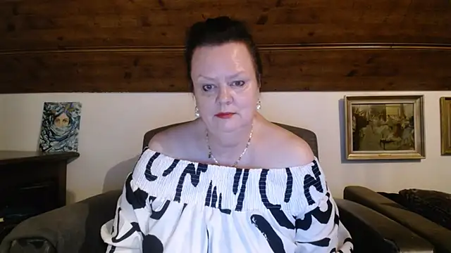 TiffanyMature webcam