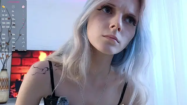 JuanaSumma webcam