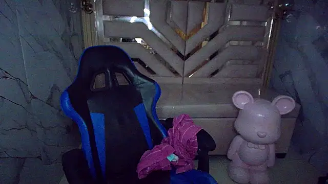 luna__r_ webcam