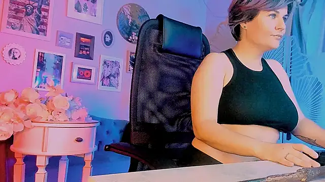 MelisaKion webcam