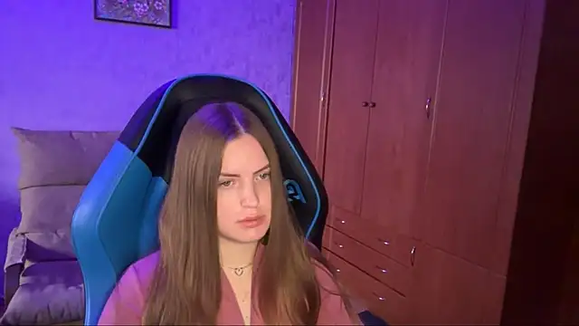 SilkSinner_ webcam
