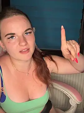 SecretSarah webcam