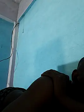 Daddyishere_19 webcam