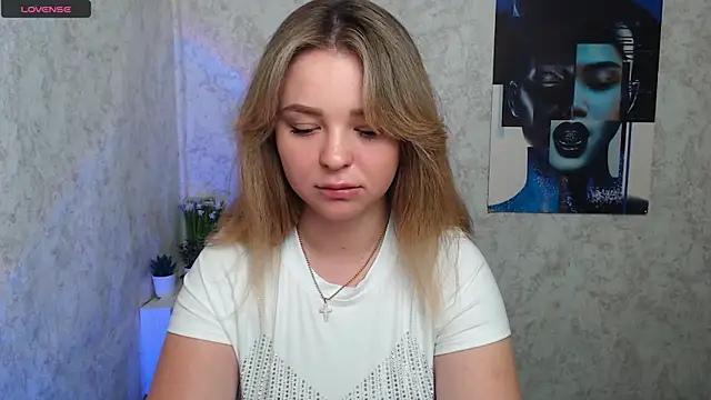 NicoleAura webcam