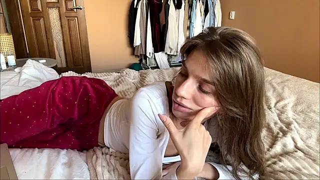 TrishIsaac webcam