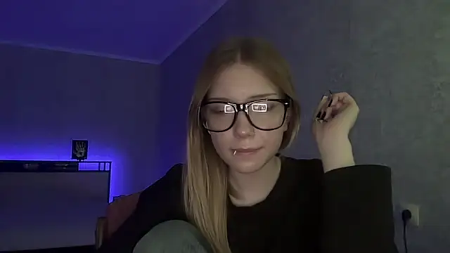 chattingcurio - ChattingCurio's free webcam - UK Sex Cams