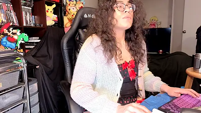 ShinyCherub webcam