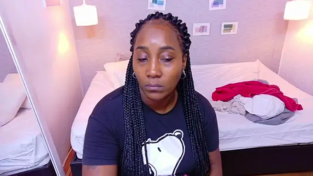 kiara_evanss webcam