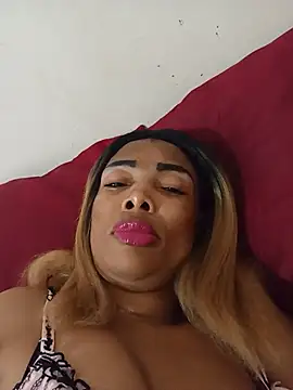 SEXYMOANSXX webcam
