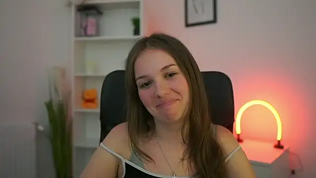 HAdeGigi18