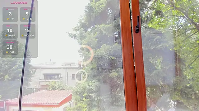 Naila18 webcam
