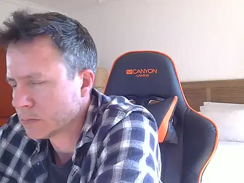 TroyDieselXXX webcam
