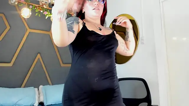 juana_valkiria webcam