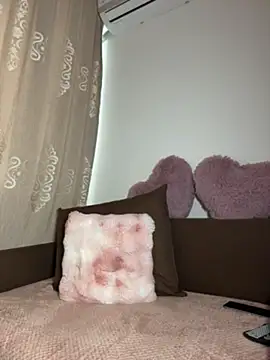 Sabrinedivinee webcam