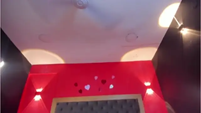 YayaHilton's room