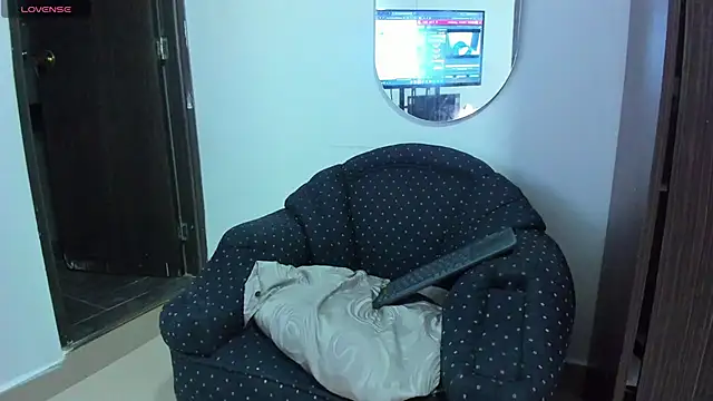 queenceleste69 webcam