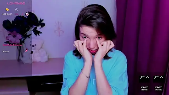 KindHazelHere_ webcam
