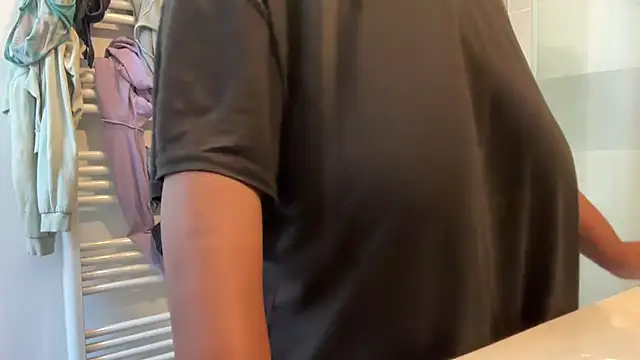 nanaisbackk live handjob cam