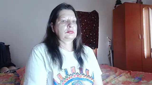 ExtasyMature webcam