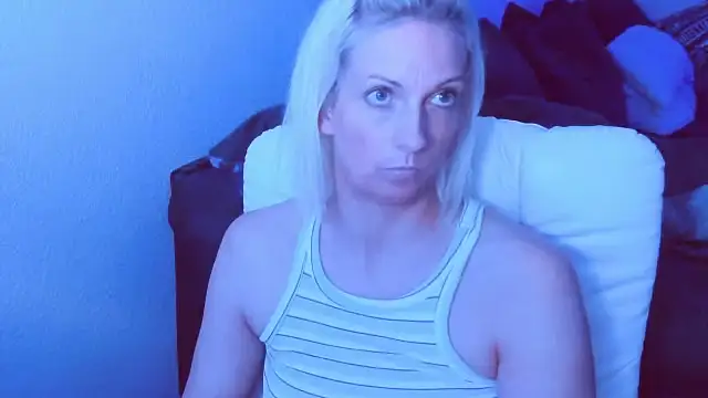 SexyJulia21 webcam