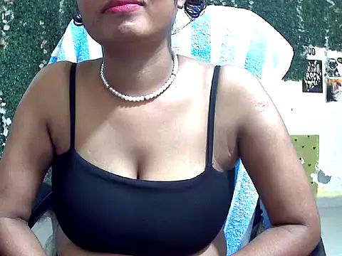 shallykaur webcam