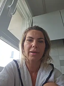 FeliciaKrige webcam