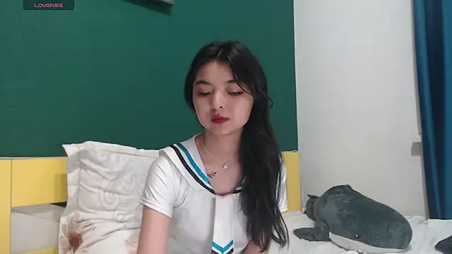 Shy_Kira webcam