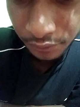 YourTeenBoy21 webcam
