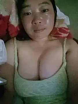 julybe webcam