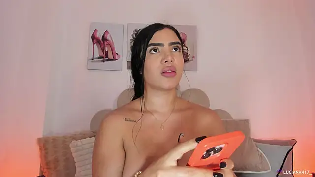 _luuciana_ webcam