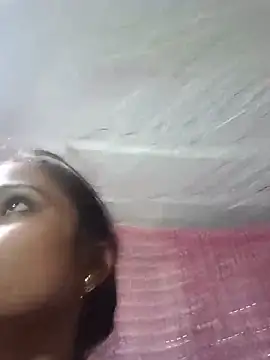 Deepjakolirr webcam