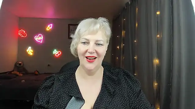 Mary-Leee webcam