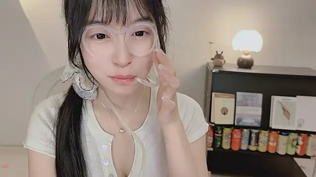 Onechestnut webcam