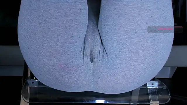 Cameltoe_squirt_inPants webcam