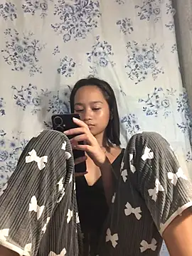 Asianpinay_Skinny1818 webcam