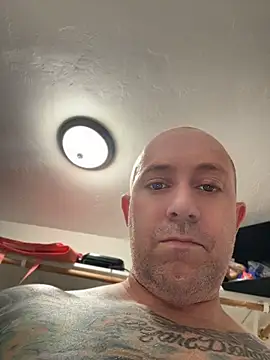 Whosdiss webcam