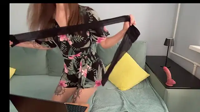 pollyflirt webcam