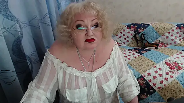 livingnextdoor real couple cam