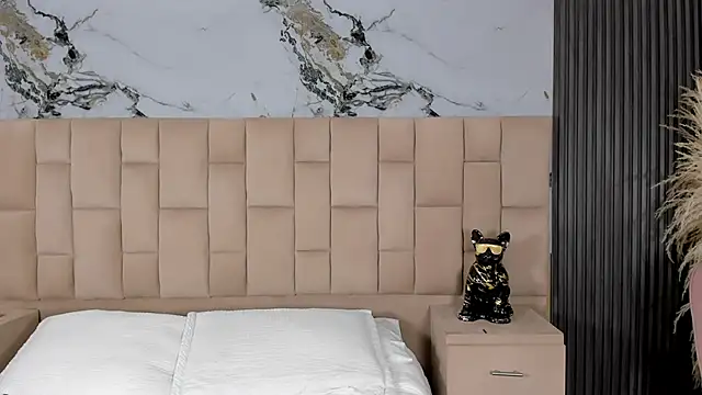 MarilynDupont webcam