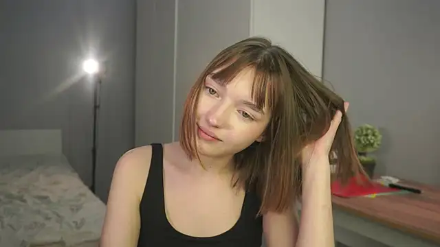 Leyla_crsh webcam