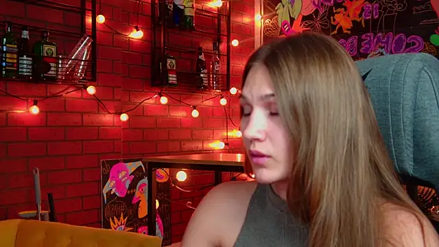 Sweet_Emilya webcam